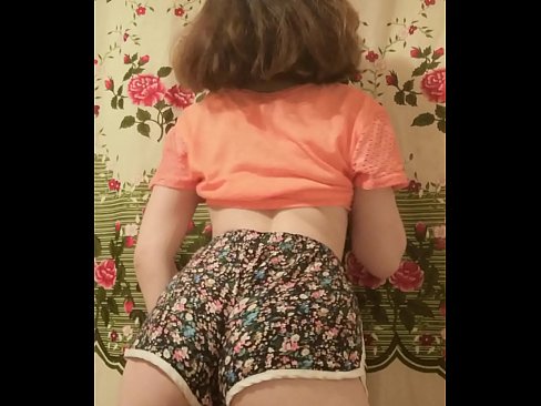 ❤️ سیکسی ځوان ماشوم په کیمره کې خپل شارټونه لرې کوي ️❌ مقعد پورن