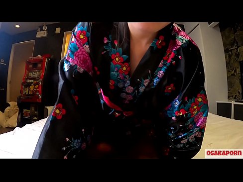 ❤️ ځوان cosplay نجلۍ په یوه آس او په یوه blowjob کې د squirt سره orgasm ته جنس خوښوي. اسيايي نجلۍ چې ويښتان لرونکې بلۍ او ښکلې سينه يې په دوديز جاپاني لباس کې په شوقيه ويډيو کې د مشت زنی ښکارندویي کوي. ساکورا 3 اوساکاپورن. ️❌  مقعد پورن